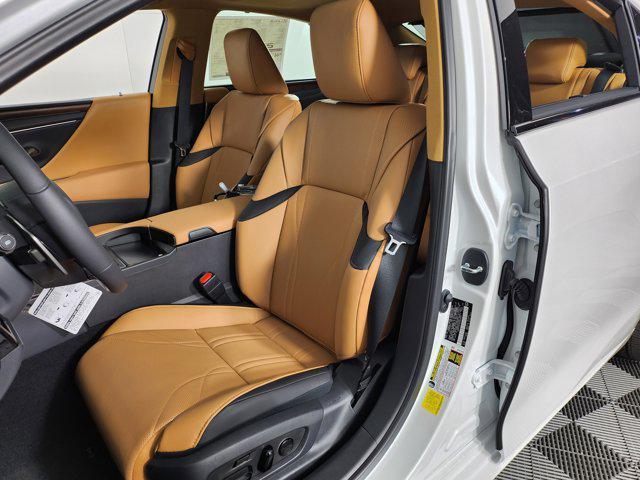 new 2025 Lexus ES 300h car, priced at $57,109
