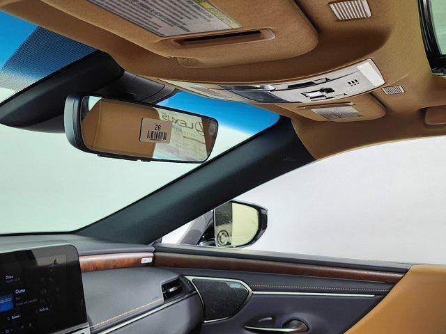 new 2025 Lexus ES 300h car, priced at $57,109