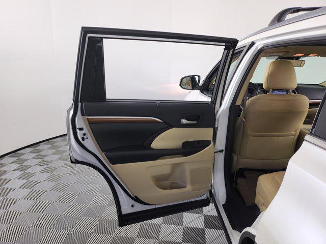 used 2019 Toyota Highlander car, priced at $29,880