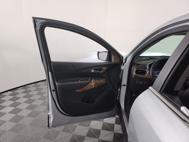 used 2022 Chevrolet Equinox car, priced at $18,799