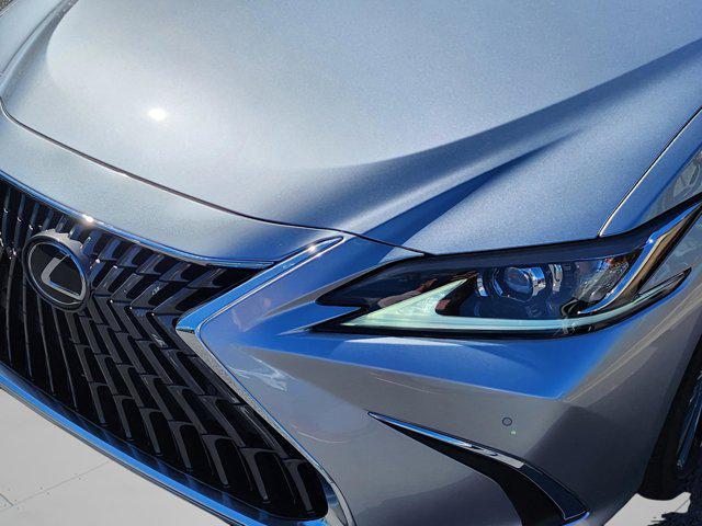 new 2025 Lexus ES 350 car, priced at $49,435