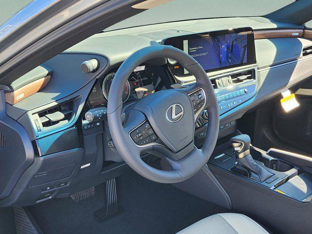 new 2025 Lexus ES 350 car, priced at $49,435