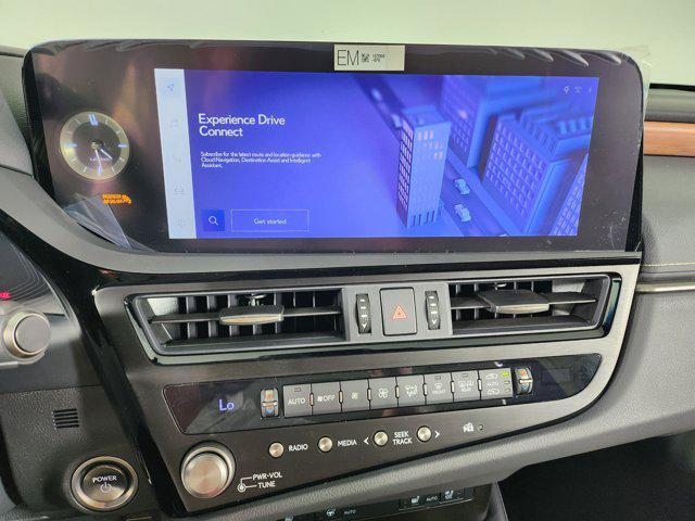 new 2025 Lexus ES 300h car, priced at $50,364