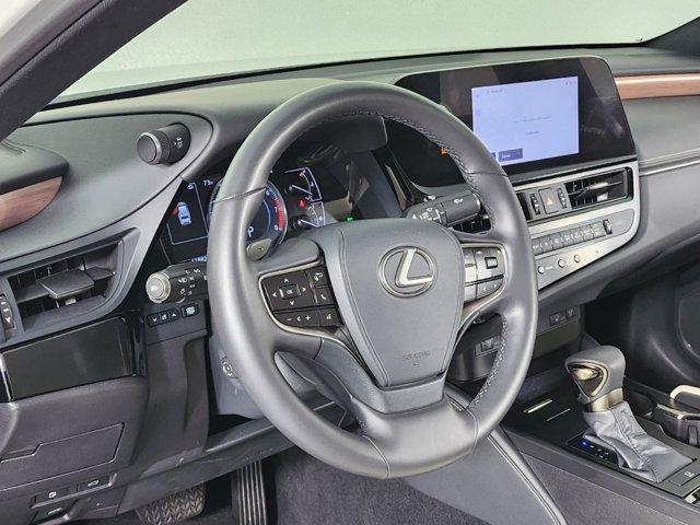 used 2024 Lexus ES 250 car, priced at $39,999