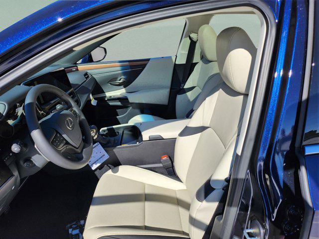 new 2025 Lexus ES 350 car, priced at $49,264