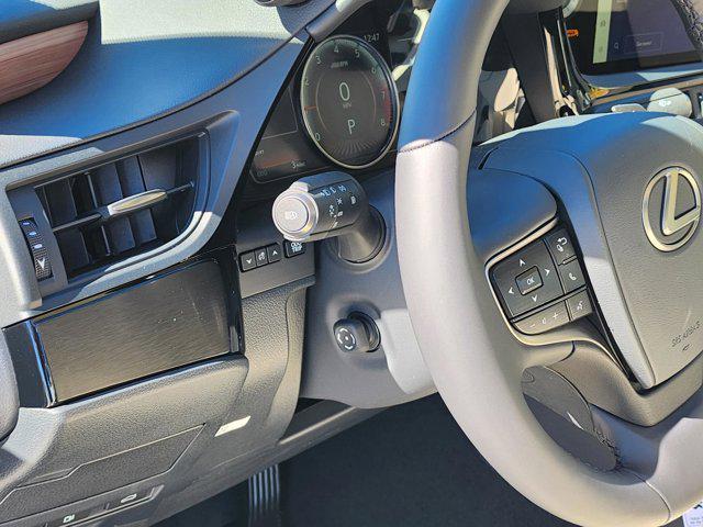 new 2025 Lexus ES 350 car, priced at $49,264