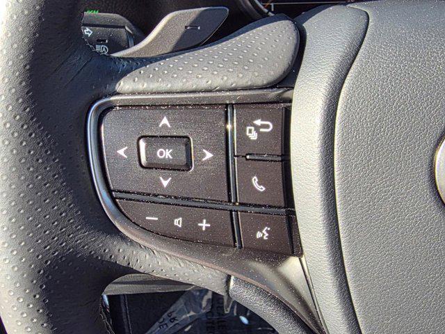 used 2025 Lexus ES 350 car, priced at $49,400