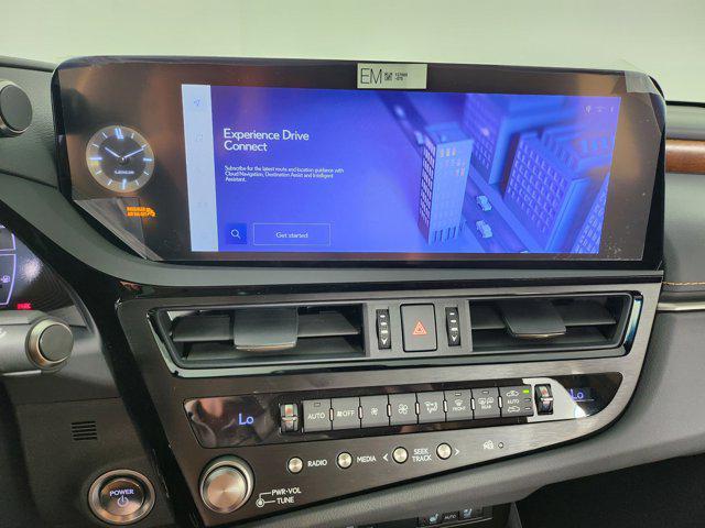 new 2025 Lexus ES 300h car, priced at $50,864