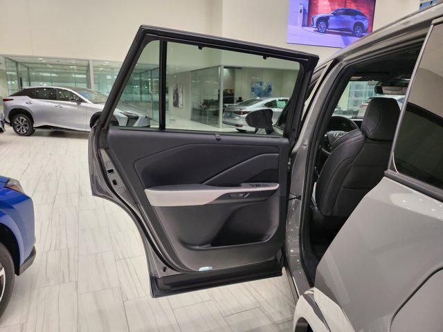 new 2025 Lexus TX 500h car, priced at $73,835