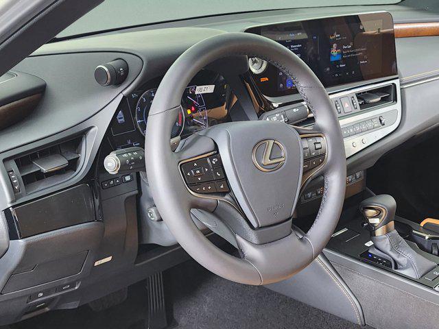 new 2025 Lexus ES 350 car, priced at $48,935