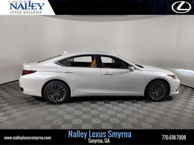 new 2025 Lexus ES 300h car, priced at $54,099