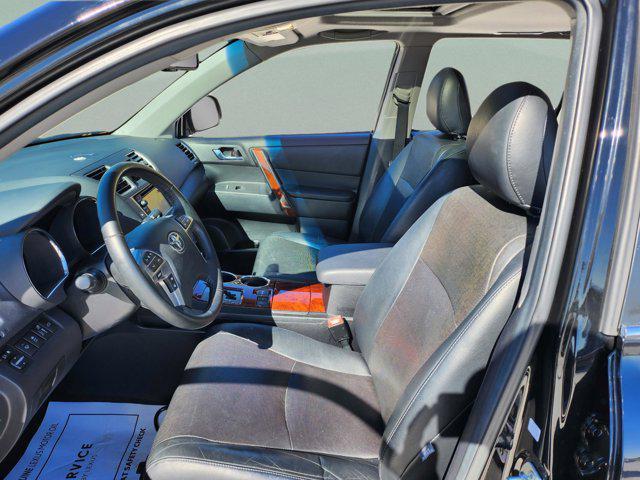 used 2013 Toyota Highlander car, priced at $16,189