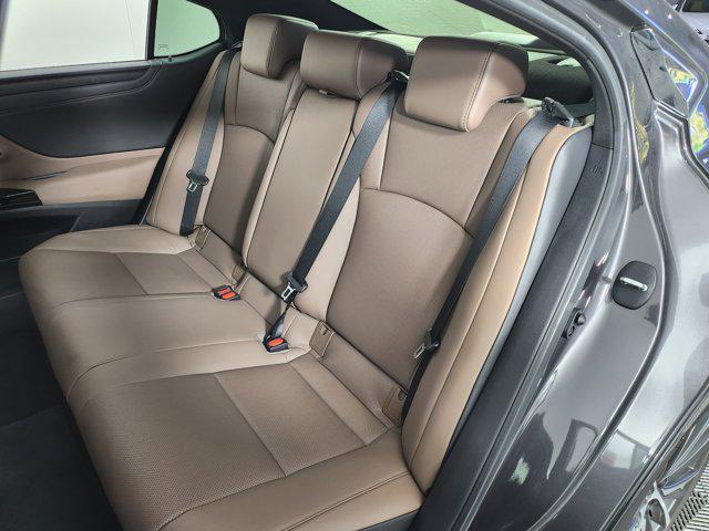used 2025 Lexus ES 300h car, priced at $45,399