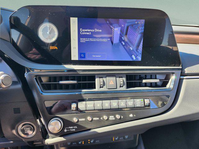 new 2025 Lexus ES 350 car, priced at $47,924