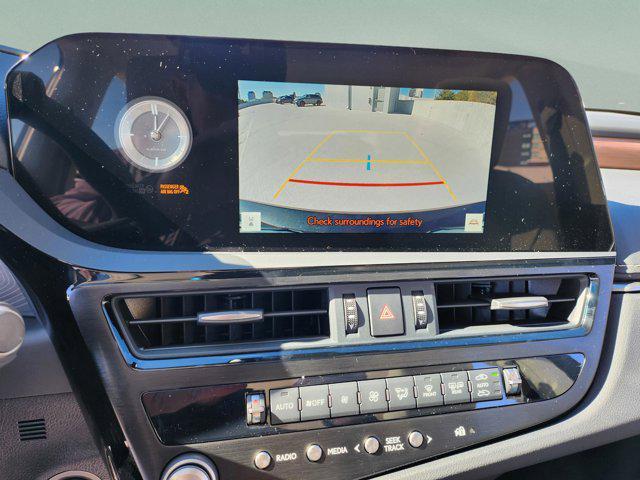 new 2025 Lexus ES 350 car, priced at $47,924