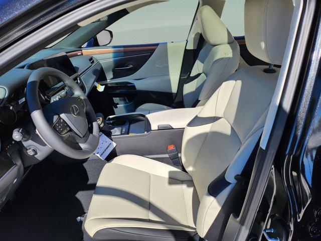new 2025 Lexus ES 350 car, priced at $47,924