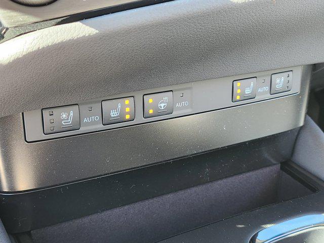 new 2025 Lexus ES 350 car, priced at $47,924