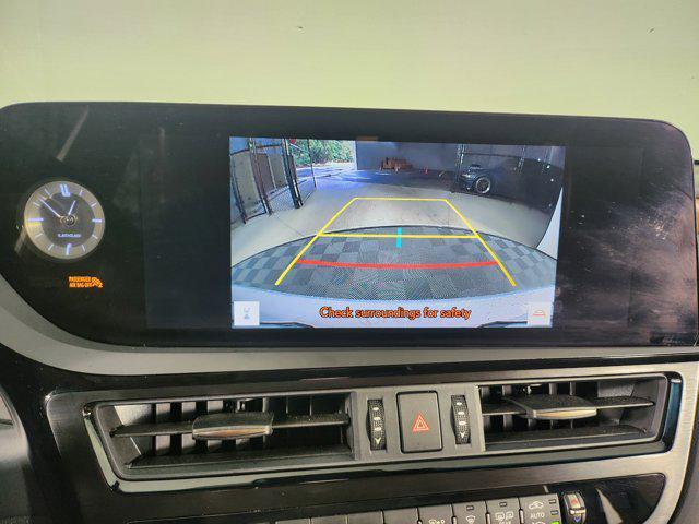 used 2023 Lexus ES 300h car, priced at $38,900