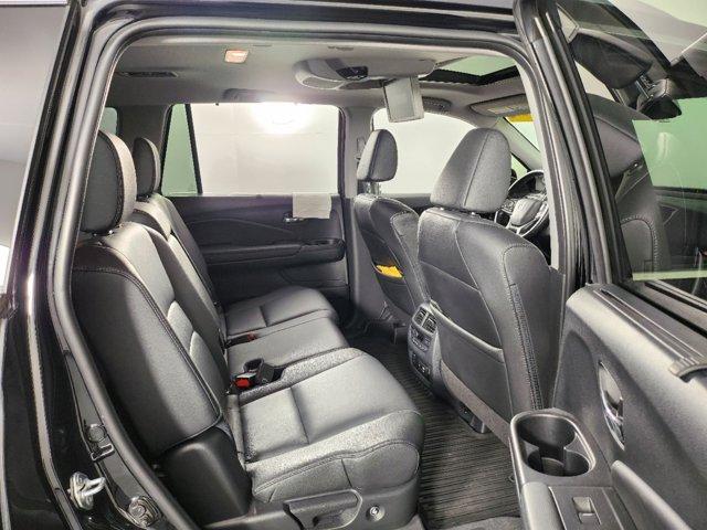 used 2022 Honda Pilot car, priced at $31,990