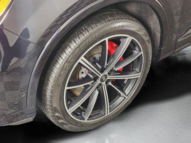 used 2021 Audi Q7 car, priced at $28,662