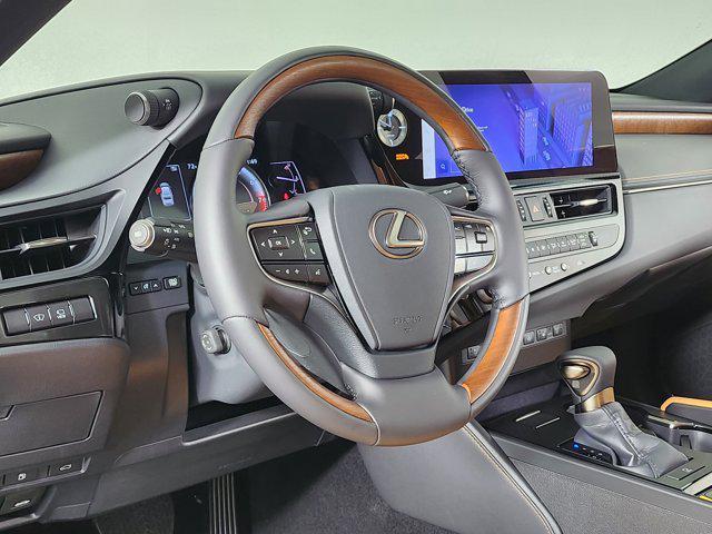 new 2025 Lexus ES 350 car, priced at $57,099