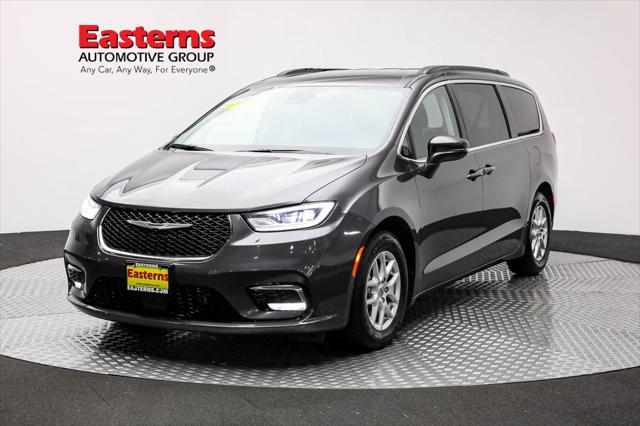 used 2022 Chrysler Pacifica car, priced at $23,190