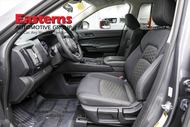 used 2024 Nissan Pathfinder car, priced at $31,950