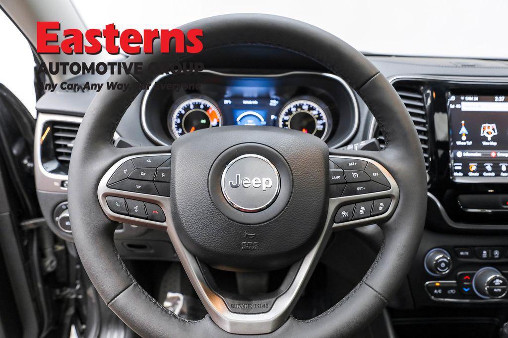 used 2022 Jeep Cherokee car, priced at $27,490
