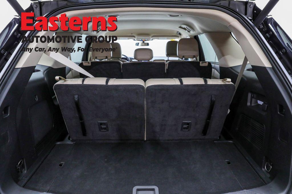 used 2023 Ford Explorer car, priced at $25,950