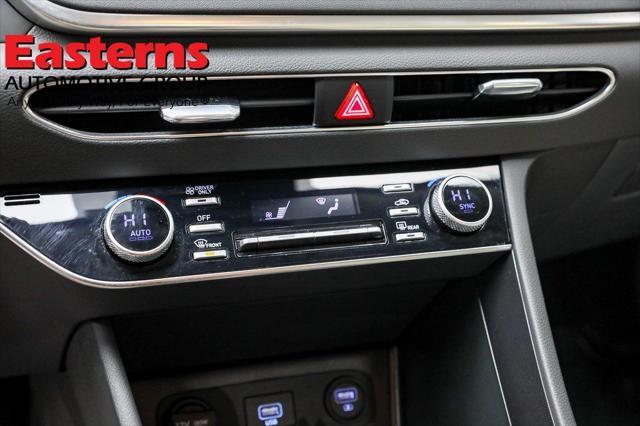 used 2022 Hyundai Sonata Hybrid car, priced at $22,490