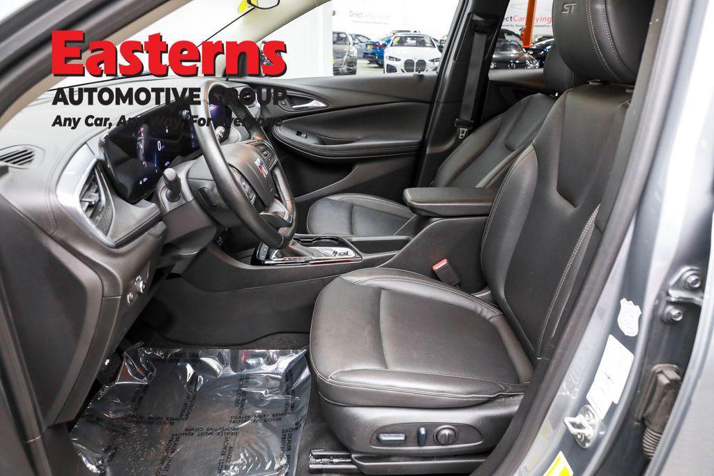 used 2024 Buick Encore GX car, priced at $21,850