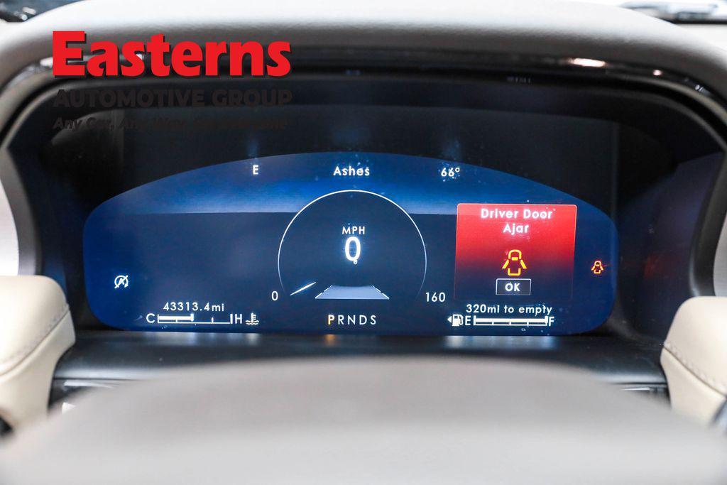 used 2022 Lincoln Nautilus car, priced at $27,890