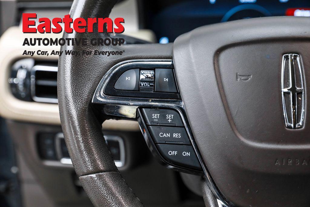 used 2022 Lincoln Nautilus car, priced at $27,890