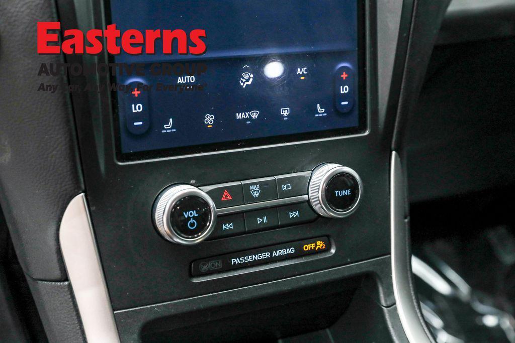 used 2024 Ford Edge car, priced at $22,950