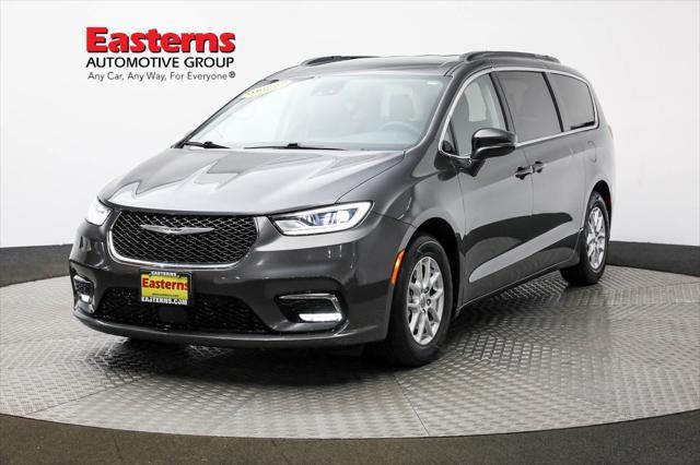 used 2022 Chrysler Pacifica car, priced at $23,325