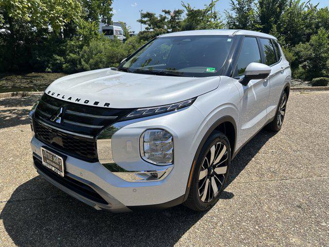new 2025 Mitsubishi Outlander car, priced at $40,305