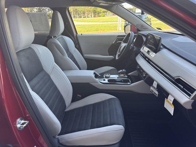 new 2025 Mitsubishi Outlander car, priced at $37,175