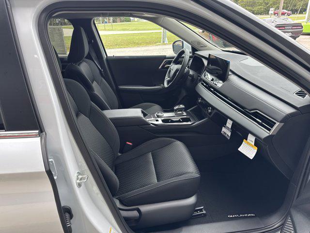 new 2025 Mitsubishi Outlander car, priced at $34,970