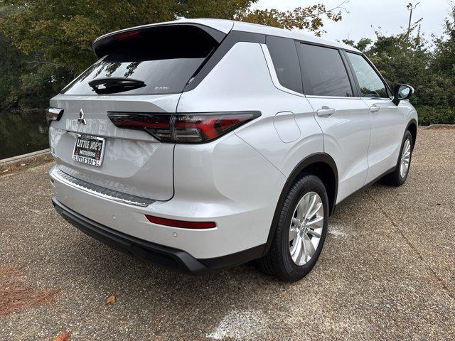 new 2025 Mitsubishi Outlander car, priced at $34,970