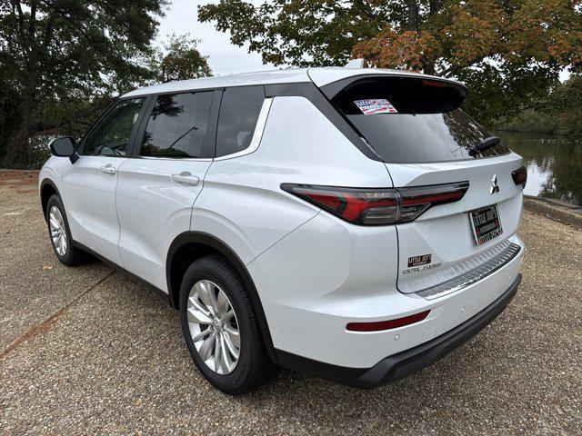 new 2025 Mitsubishi Outlander car, priced at $34,970