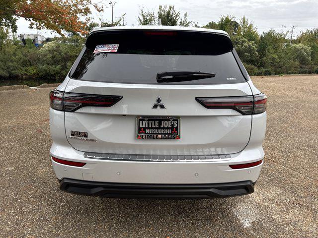 new 2025 Mitsubishi Outlander car, priced at $34,970