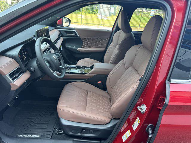 new 2025 Mitsubishi Outlander car, priced at $46,945