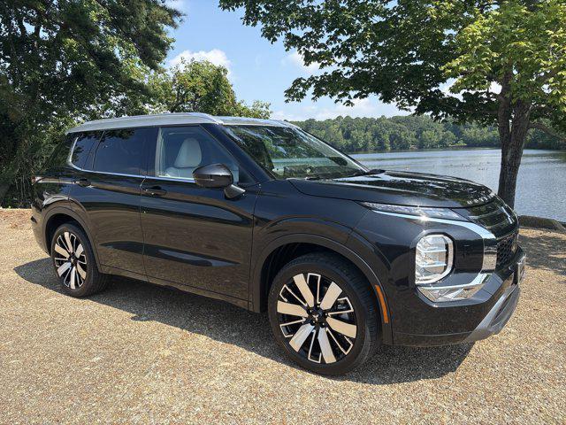 new 2025 Mitsubishi Outlander car, priced at $46,590