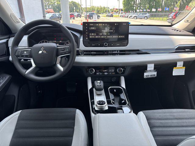 new 2025 Mitsubishi Outlander car, priced at $35,499