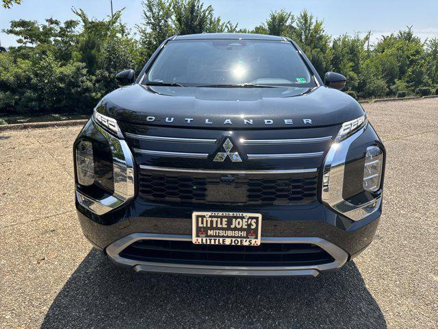 new 2025 Mitsubishi Outlander car, priced at $35,499