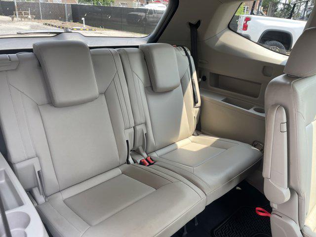 used 2021 Volkswagen Atlas car, priced at $19,900