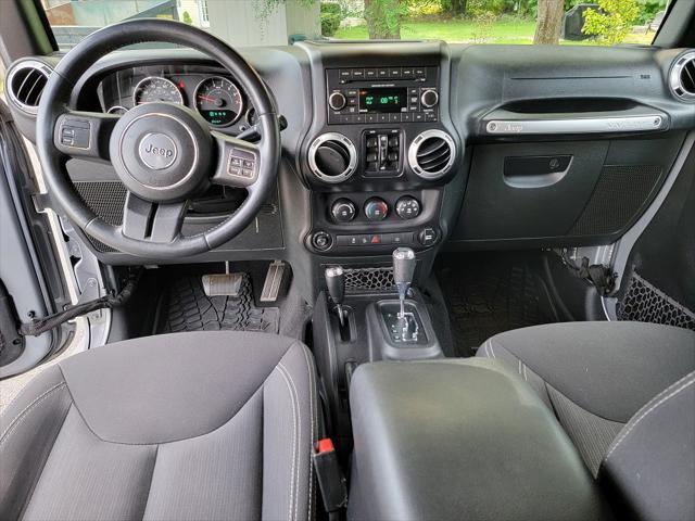 used 2015 Jeep Wrangler Unlimited car, priced at $17,995