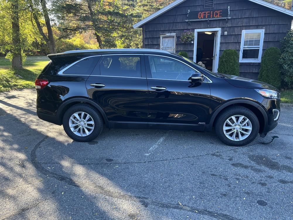 used 2018 Kia Sorento car, priced at $12,995