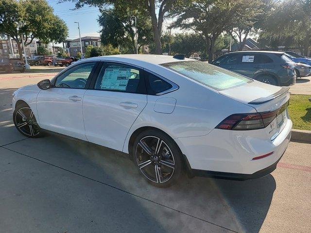 new 2024 Honda Accord Hybrid car