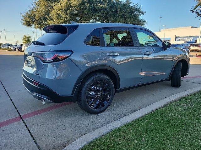 new 2025 Honda HR-V car